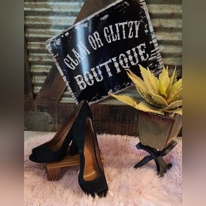 Boutique 9 Peep toe heels